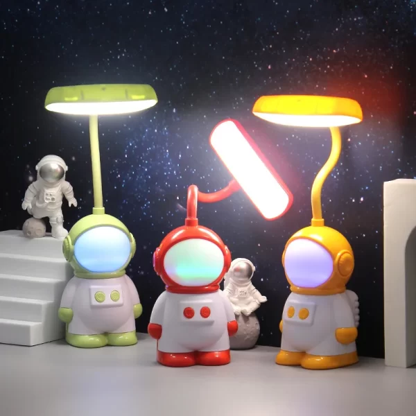 Luminária De Mesa Led Astronauta Recarregável Sem Fio Lojas de Um Tudo